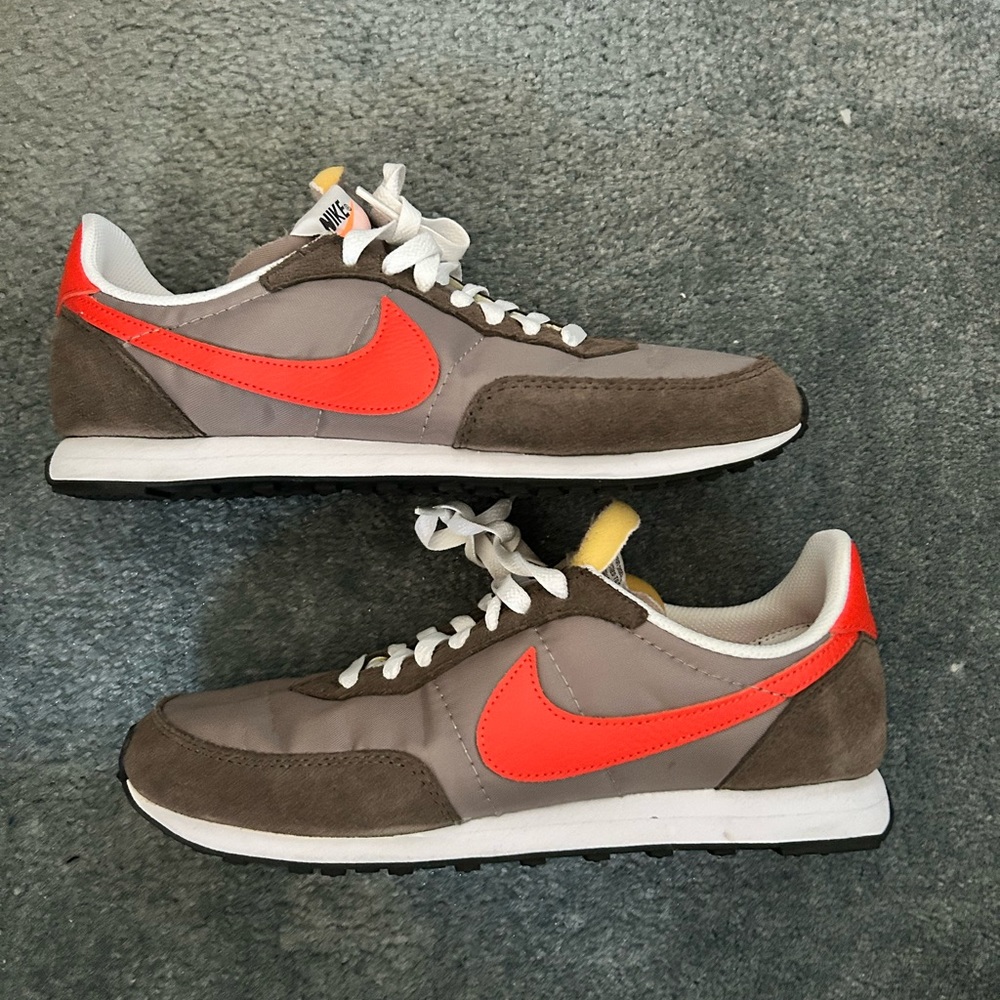 Brand new Nike Waffle Trainer 2
